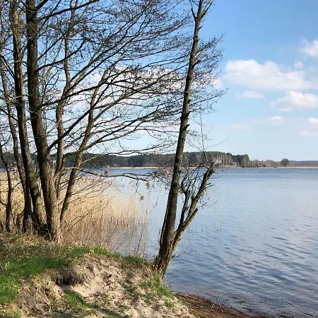 Dom Nad Jeziorem W Borach Tucholskich Osiek (Pomerania)