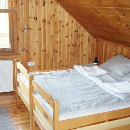 Lodge Dom Nad Jeziorem W Borach Tucholskich *