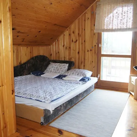 Lodge Dom Nad Jeziorem W Borach Tucholskich *