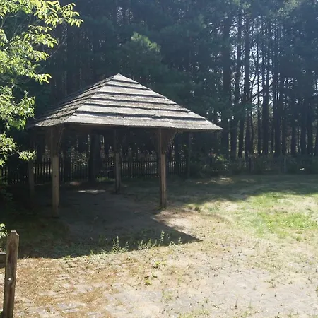 Lodge Dom Nad Jeziorem W Borach Tucholskich *