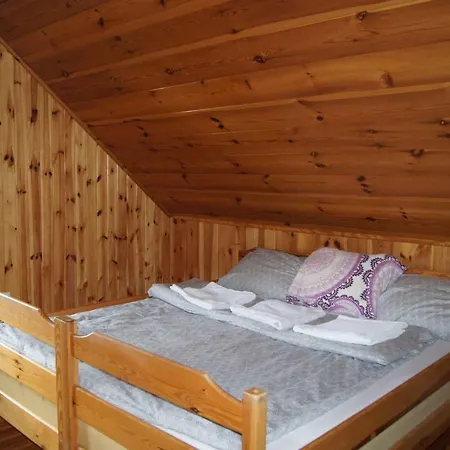 Lodge Dom Nad Jeziorem W Borach Tucholskich