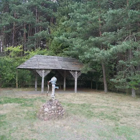 Lodge Dom Nad Jeziorem W Borach Tucholskich *